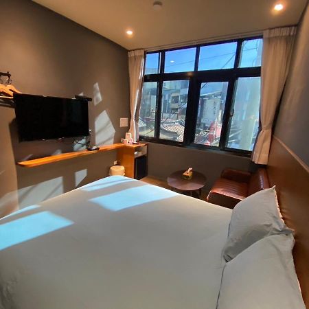 良文旅2館ryou Hotel Vintage - II Tainan Zewnętrze zdjęcie