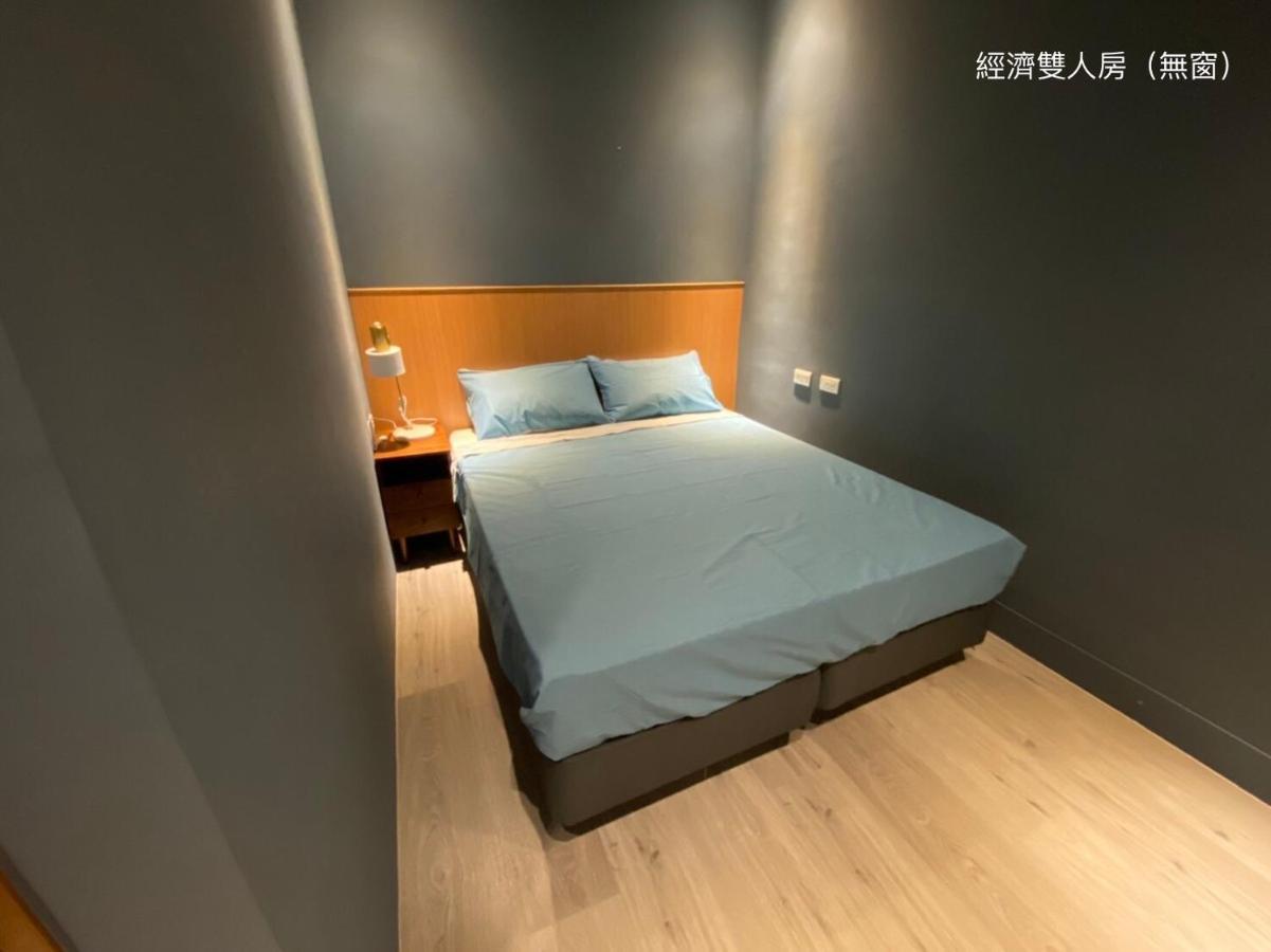 良文旅2館ryou Hotel Vintage - II Tainan Zewnętrze zdjęcie