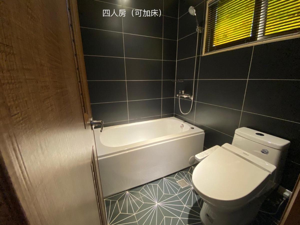 良文旅2館ryou Hotel Vintage - II Tainan Zewnętrze zdjęcie