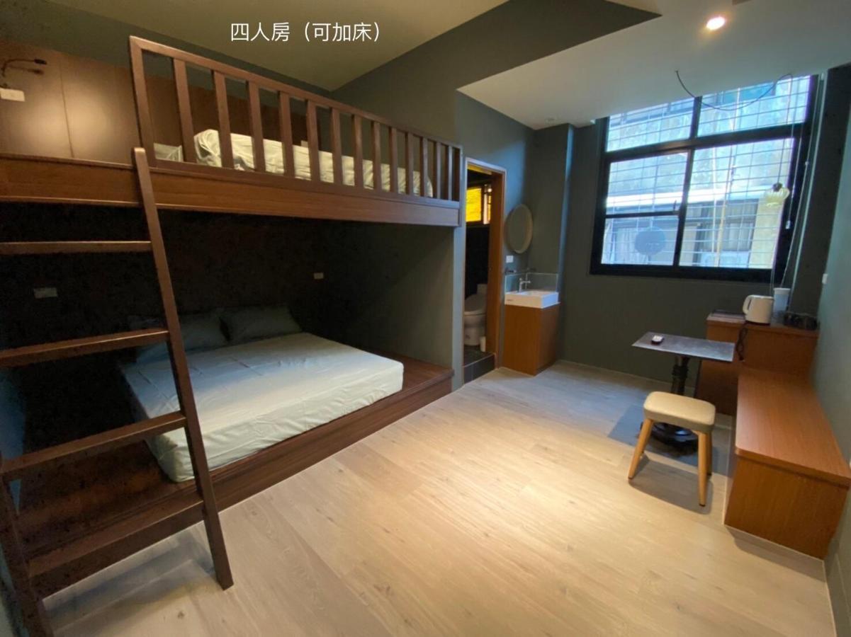 良文旅2館ryou Hotel Vintage - II Tainan Zewnętrze zdjęcie