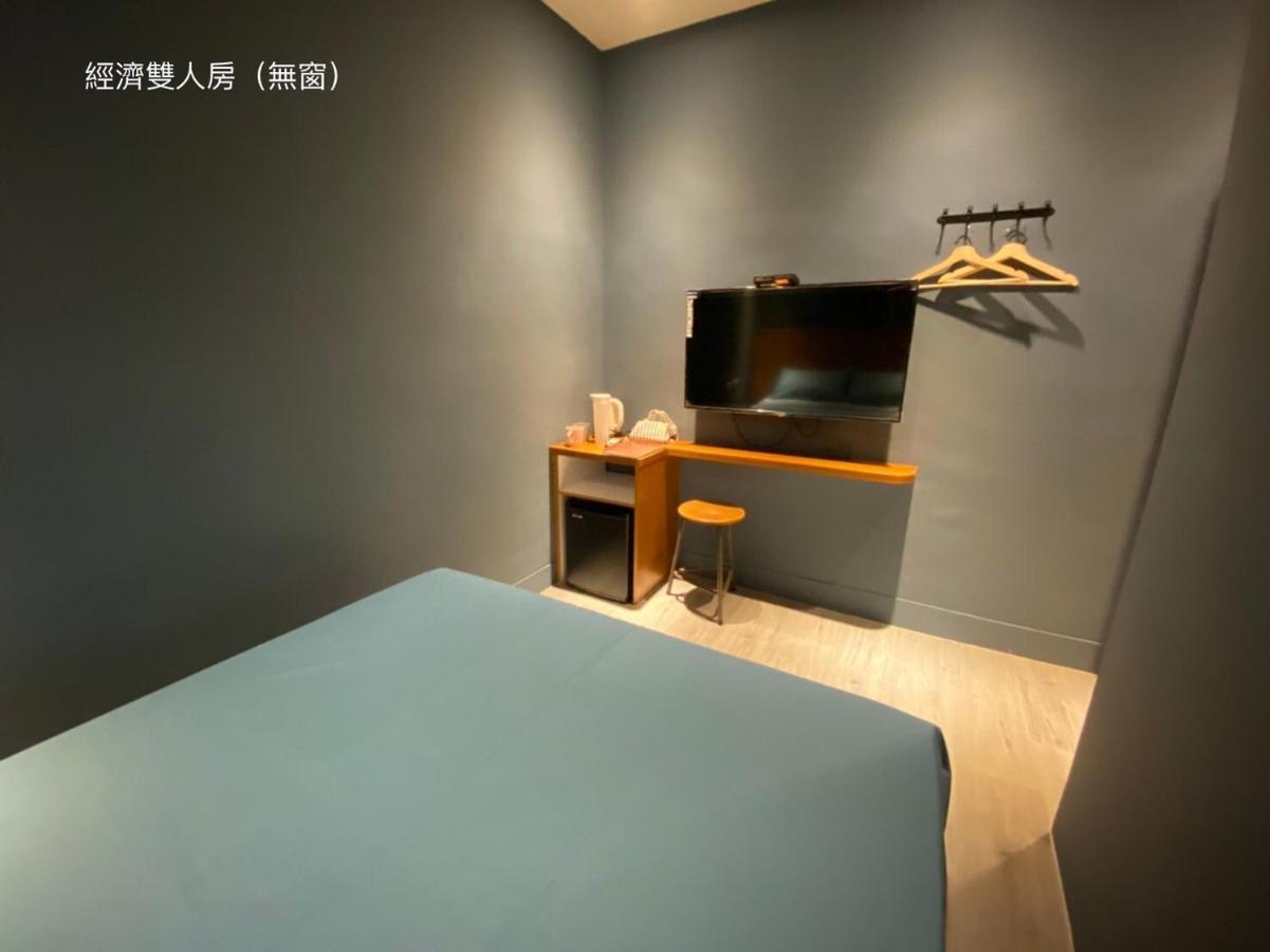 良文旅2館ryou Hotel Vintage - II Tainan Zewnętrze zdjęcie