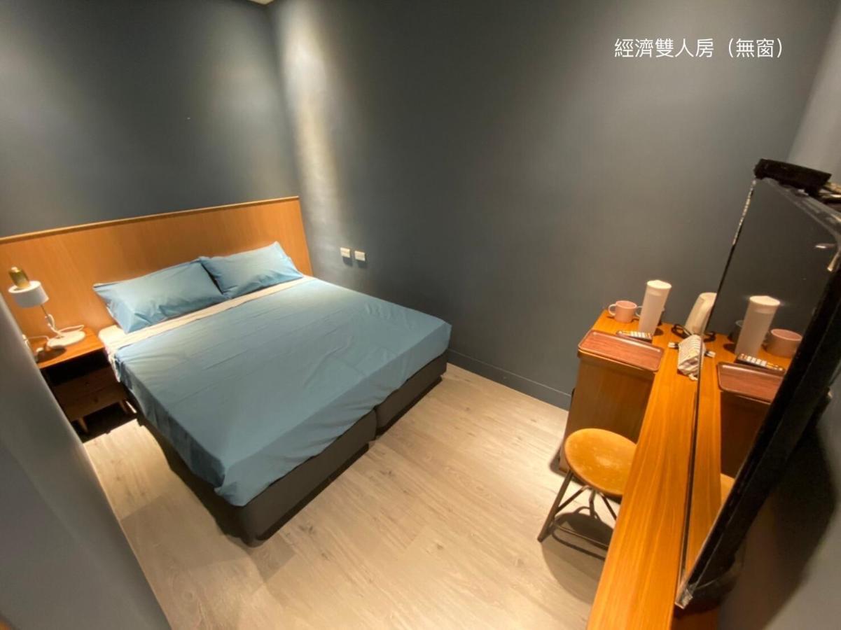 良文旅2館ryou Hotel Vintage - II Tainan Zewnętrze zdjęcie