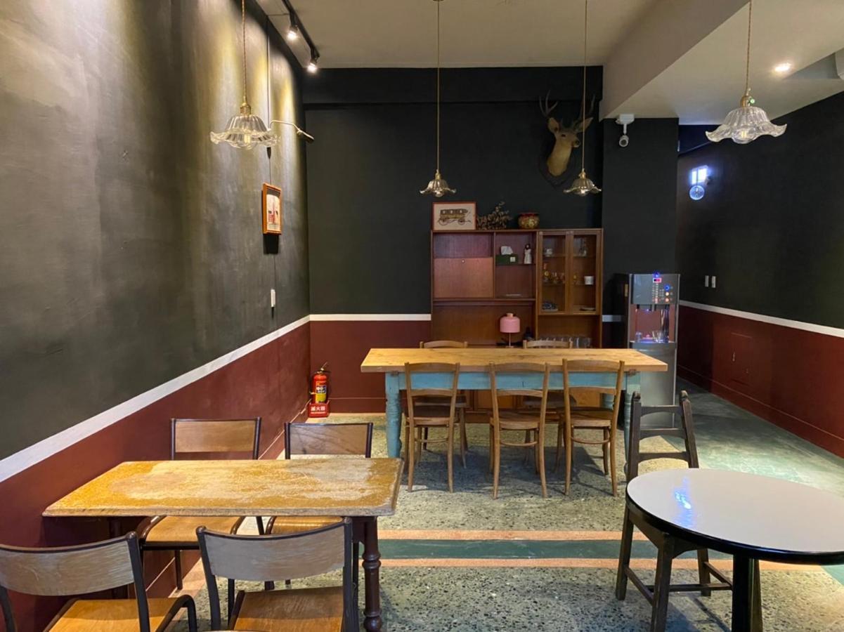 良文旅2館ryou Hotel Vintage - II Tainan Zewnętrze zdjęcie
