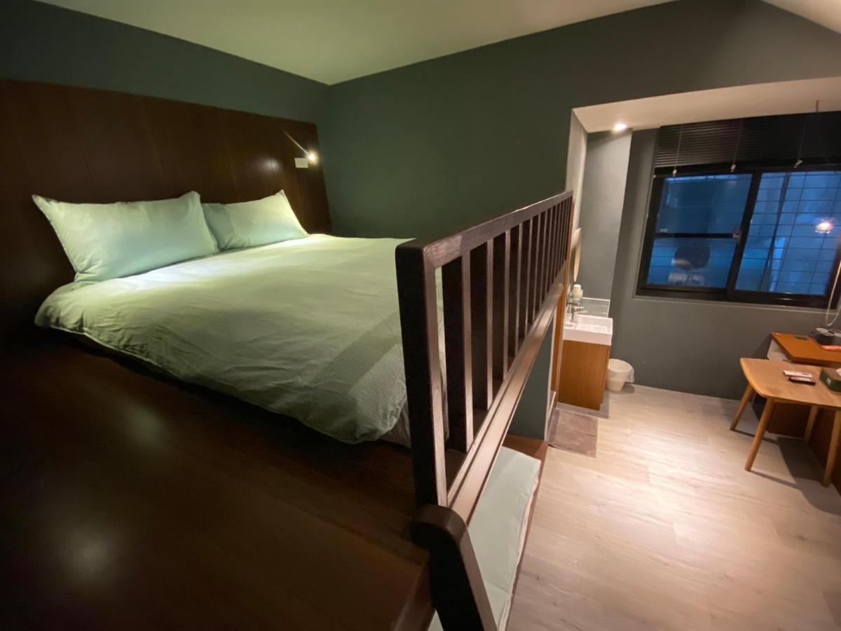 良文旅2館ryou Hotel Vintage - II Tainan Zewnętrze zdjęcie