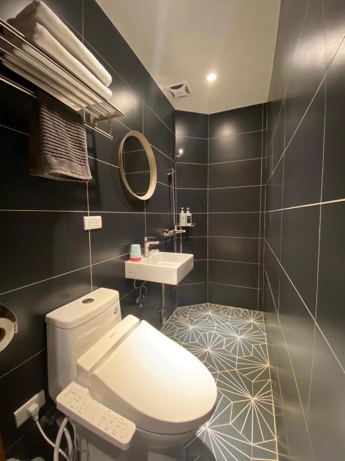 良文旅2館ryou Hotel Vintage - II Tainan Zewnętrze zdjęcie